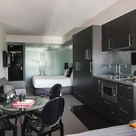 The Cullen Melbourne - Art Series Hotel Exterior photo A typical studio apartment